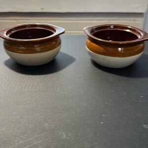 Set of 2 French onion stoneware